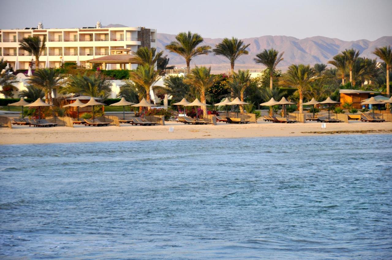 Royal Brayka Beach Resort Abu Dabab Exterior foto