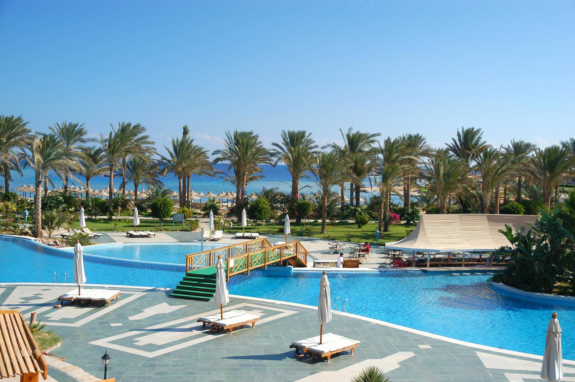 Royal Brayka Beach Resort Abu Dabab Exterior foto